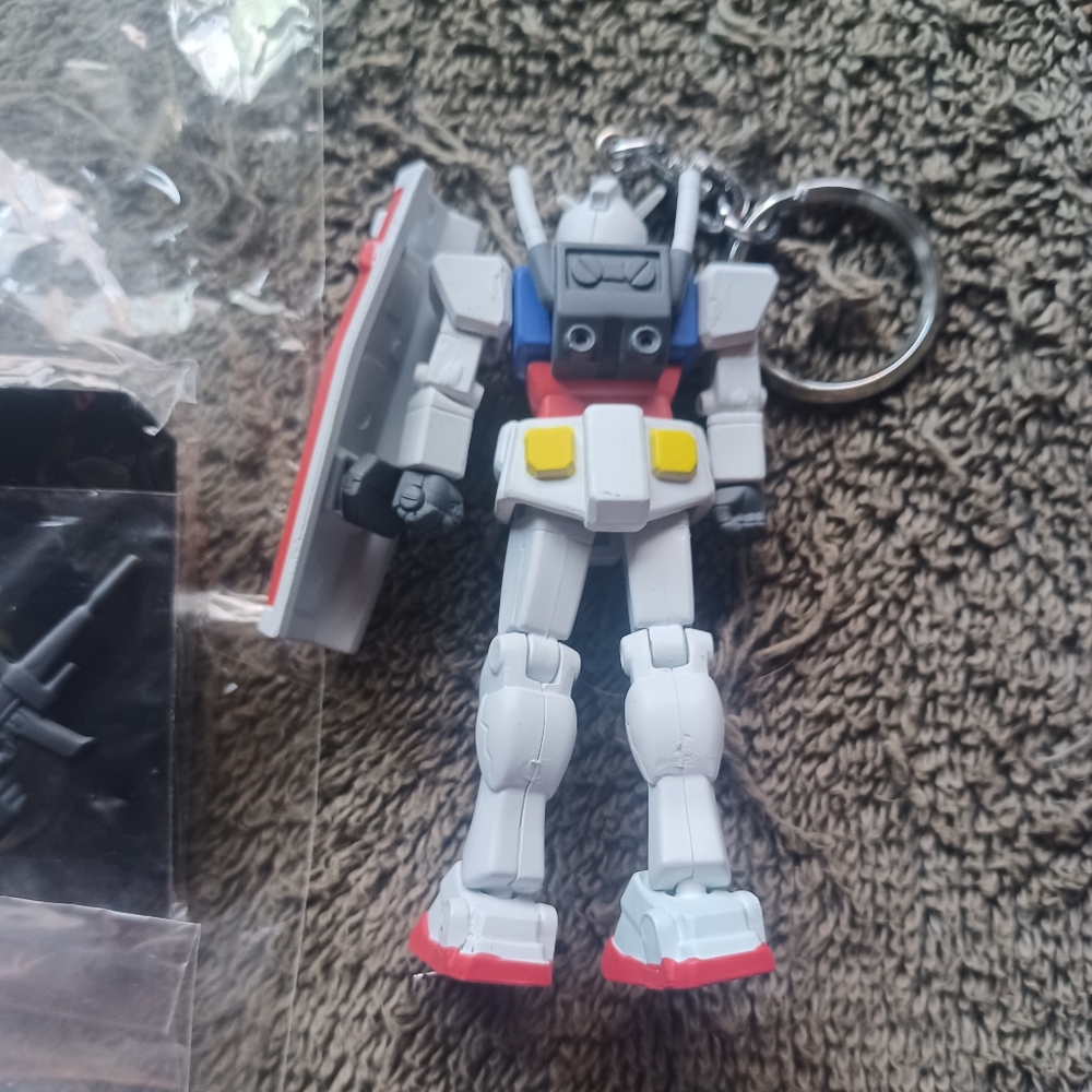 Gundam Figure - Picture 2 of 7